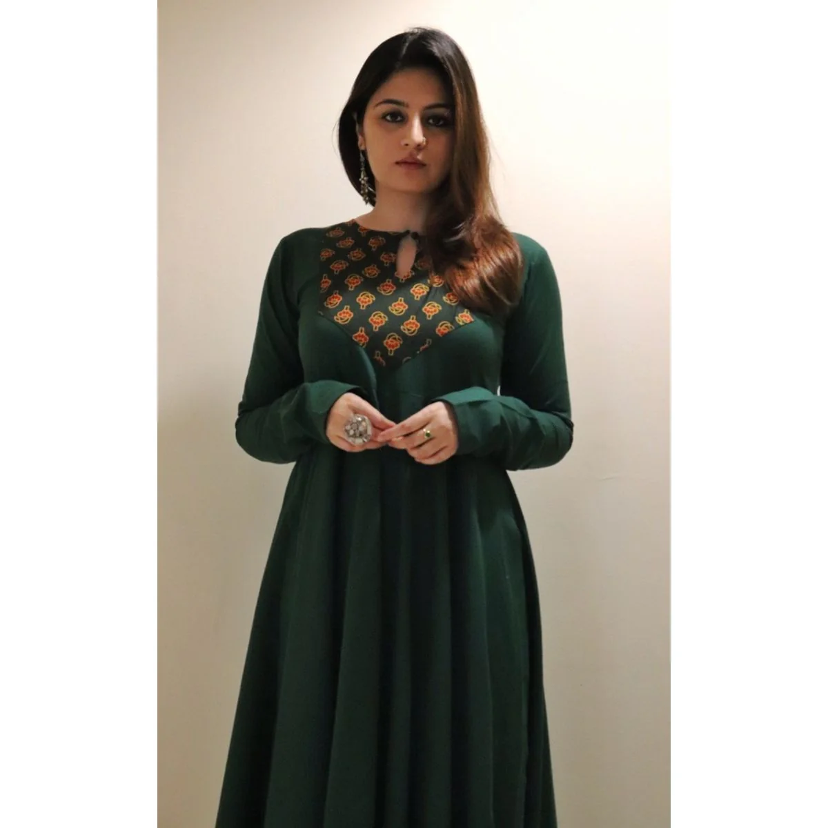 Taru Kali side slit Kurta - Image 4