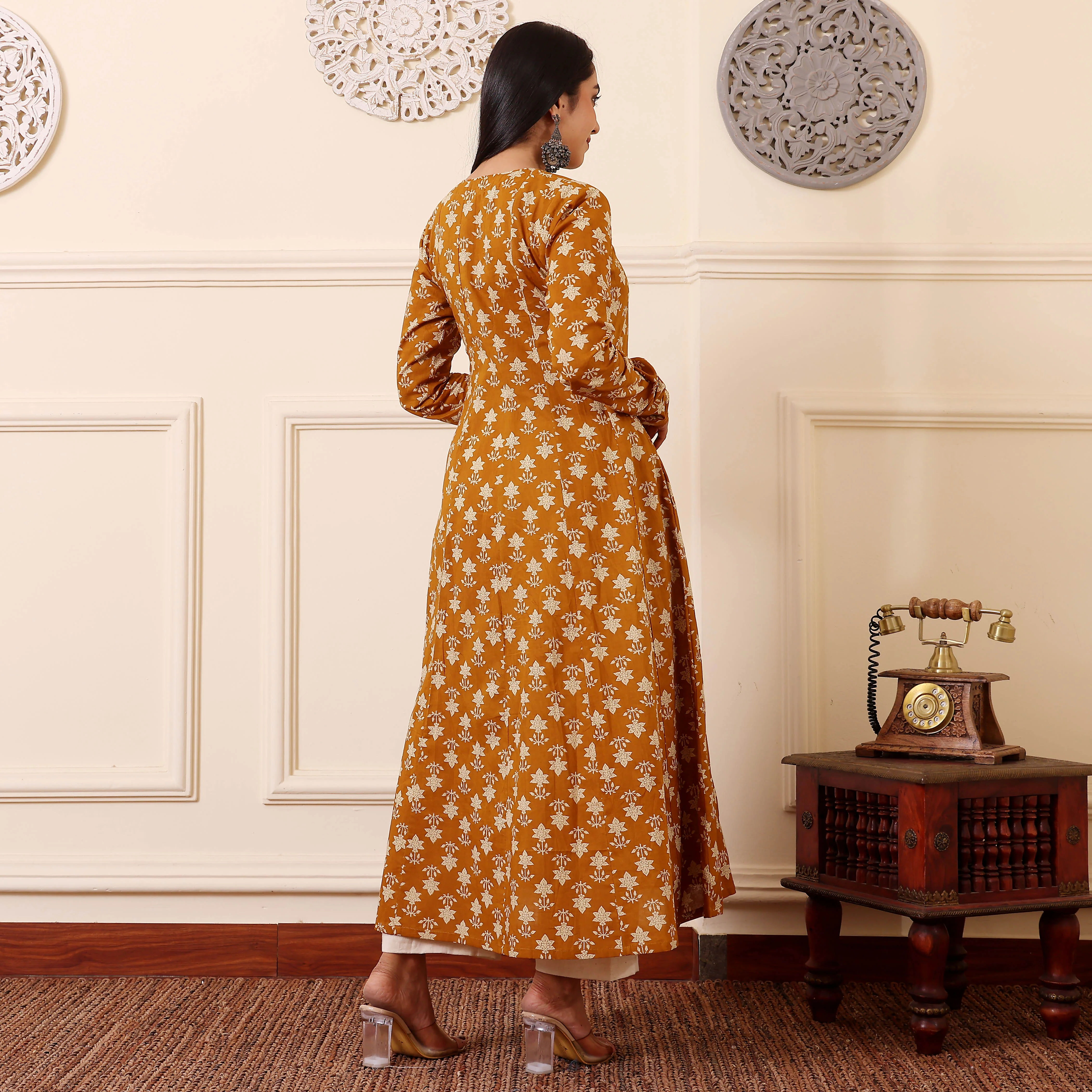 Tuhina Cotton Kurta - Image 6