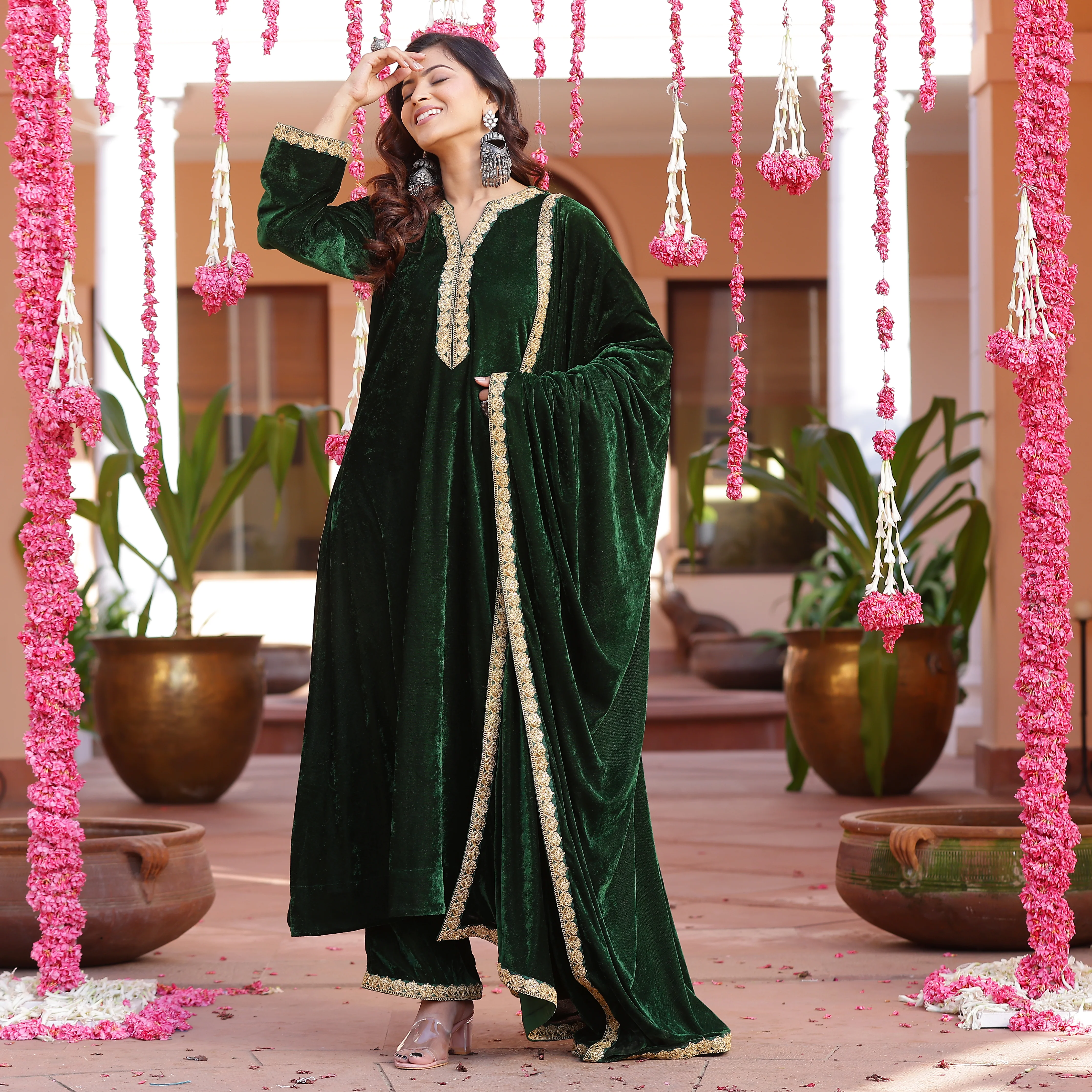 Umra velvet set - Image 6