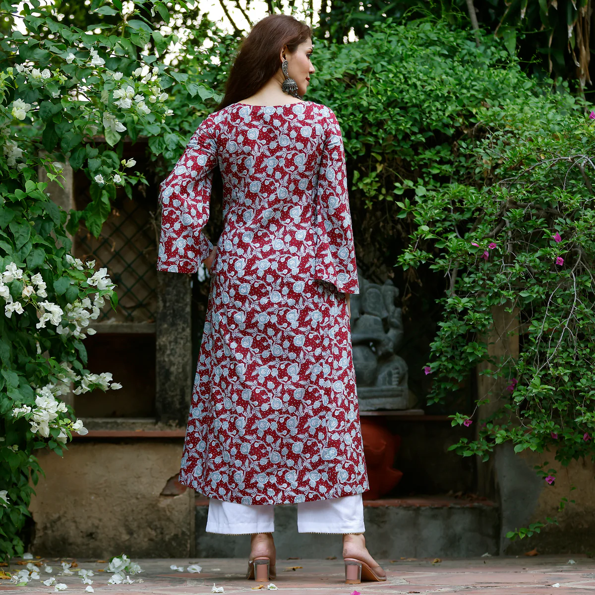Urwa Cotton Printed  Kurta - Image 8