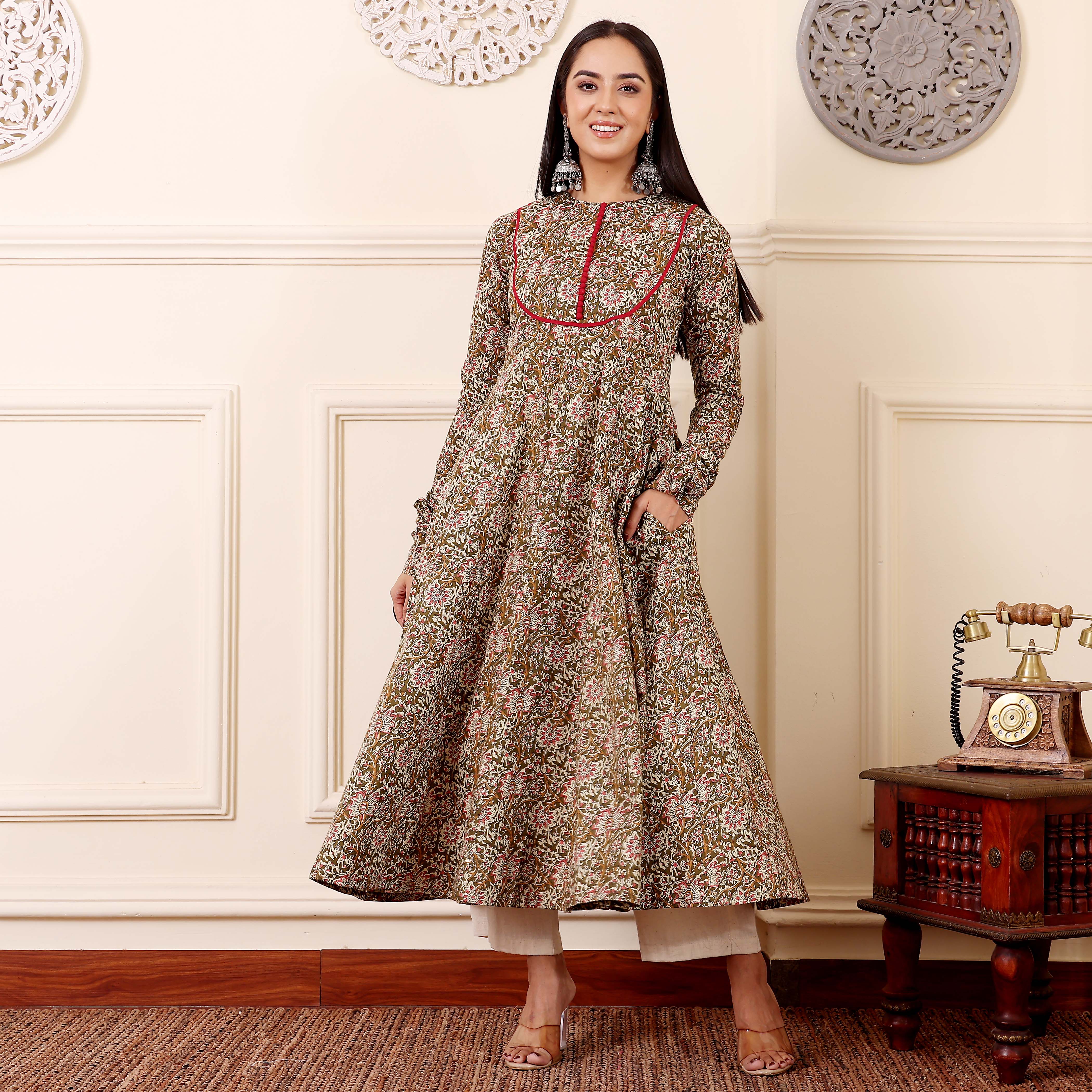 Utsa Cotton Kurta - Image 11