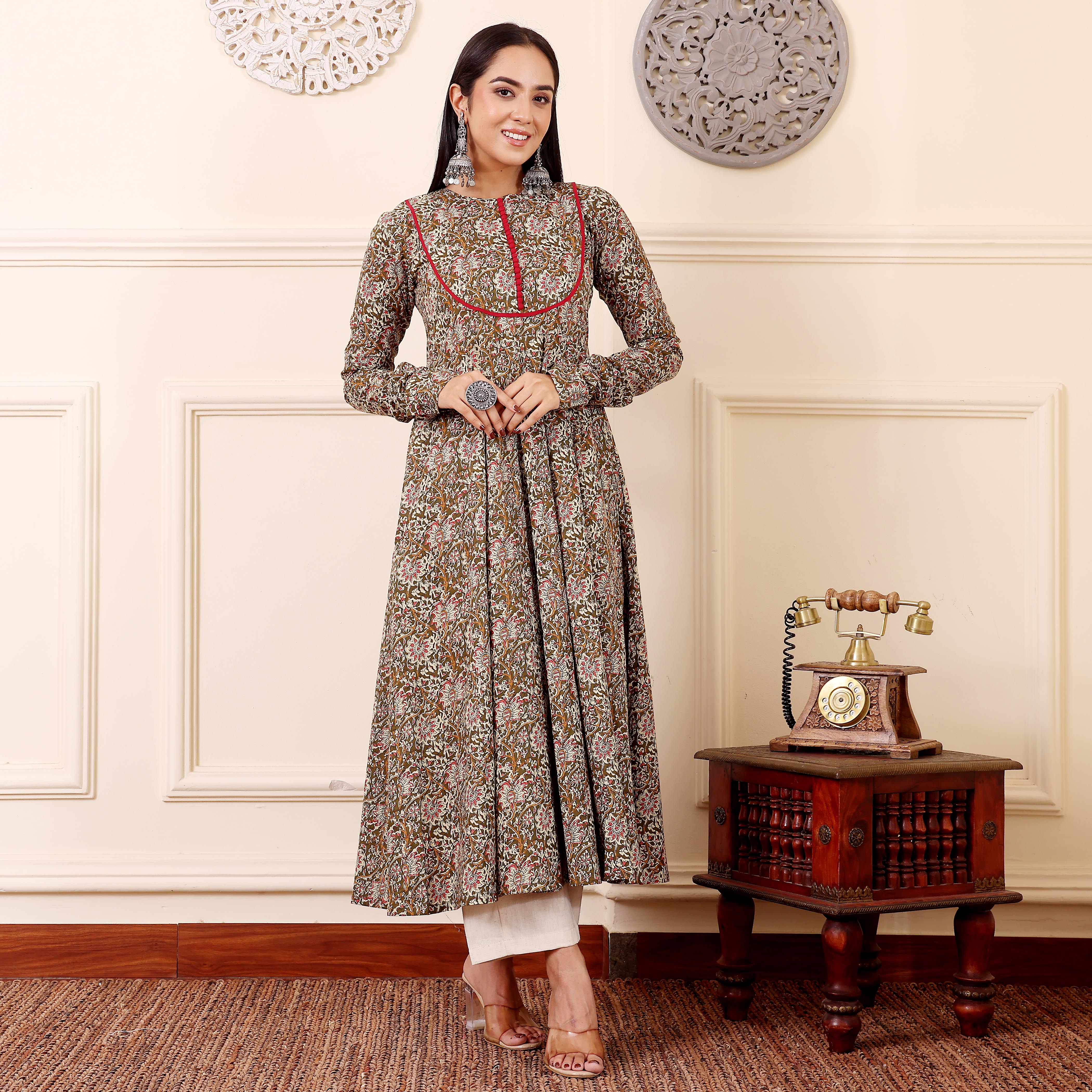 Utsa Cotton Kurta - Image 9