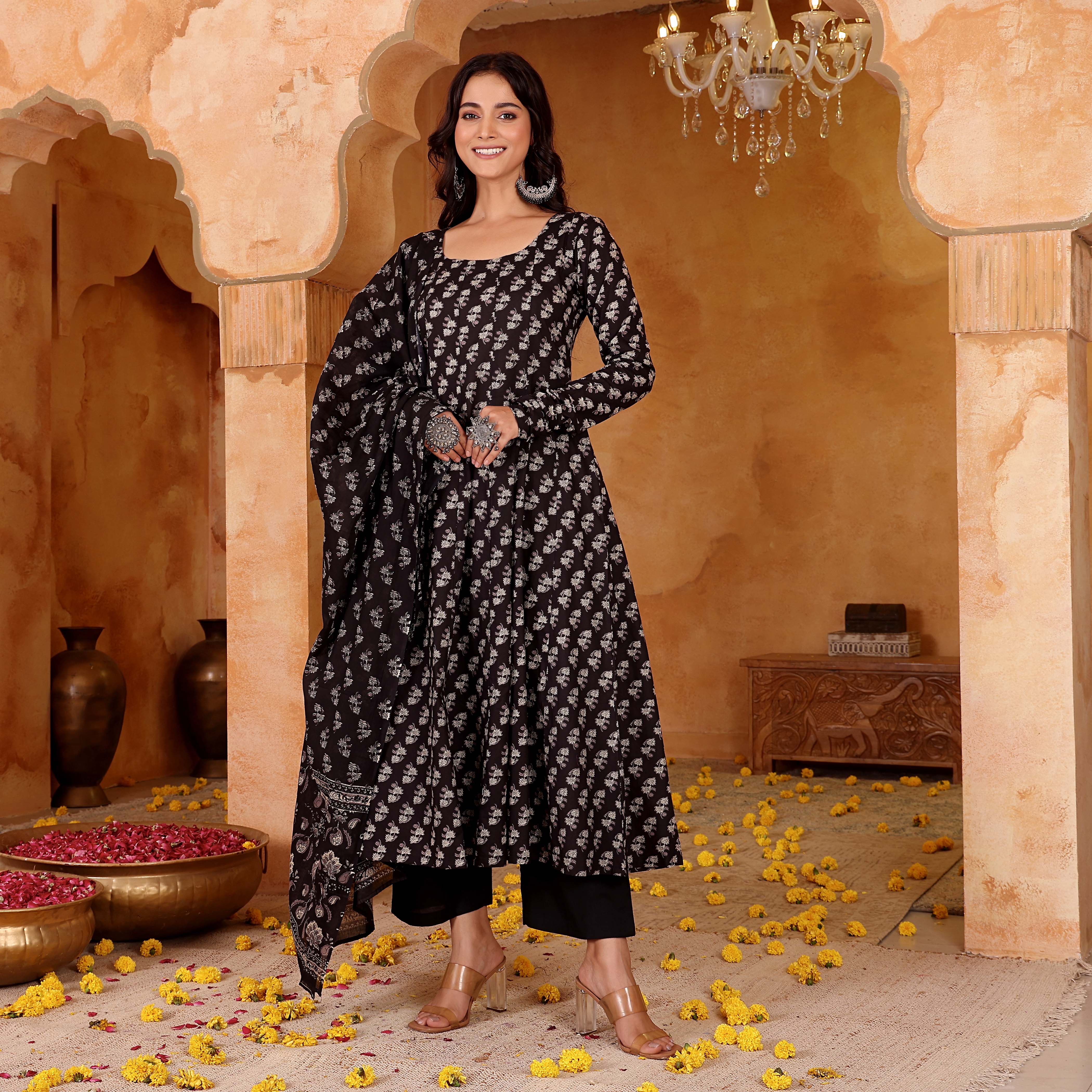 Vaniha Cotton Set - Image 5