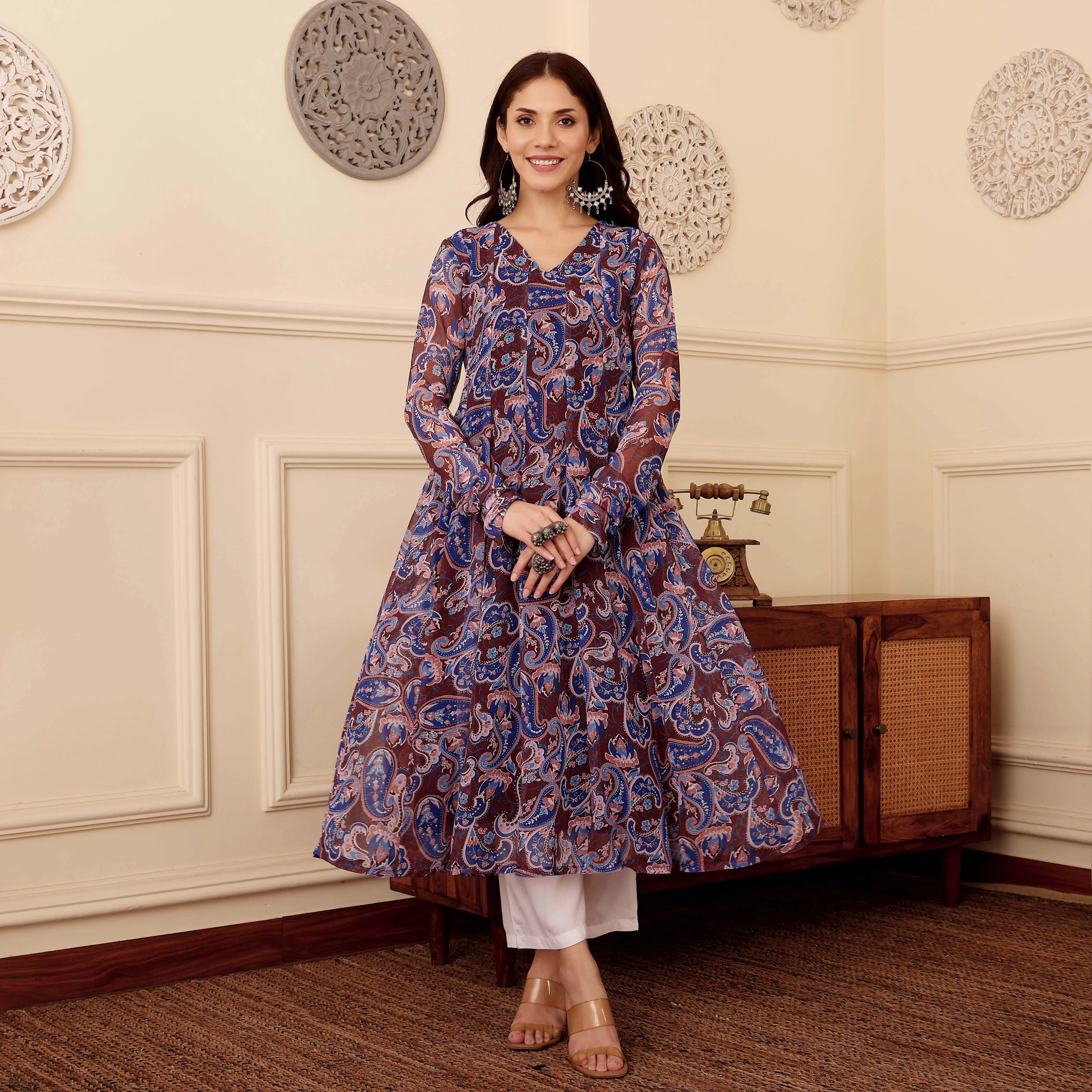 Vanisha Georgette Kurta - Image 8