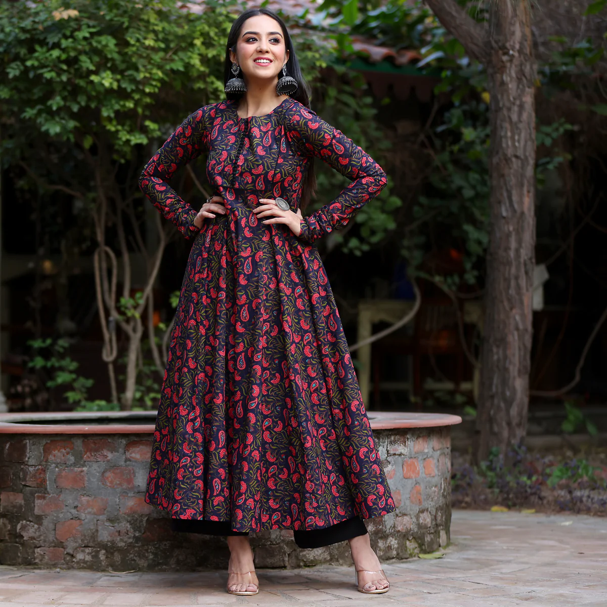 Veda paisley Gher Cotton Kurta - Image 2