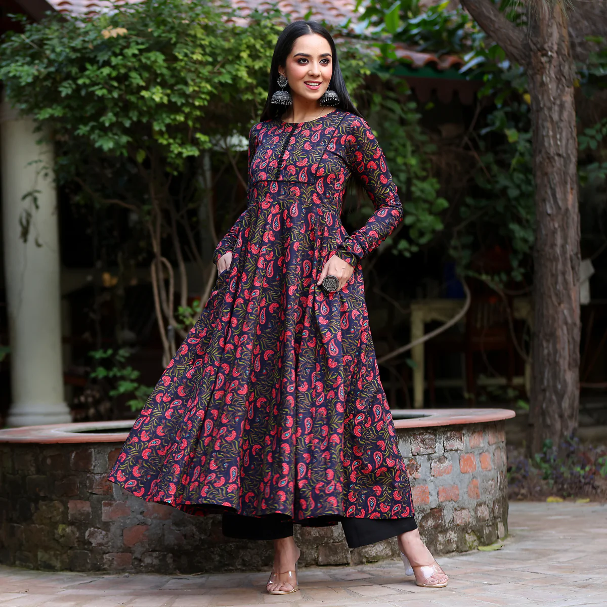 Veda paisley Gher Cotton Kurta - Image 4