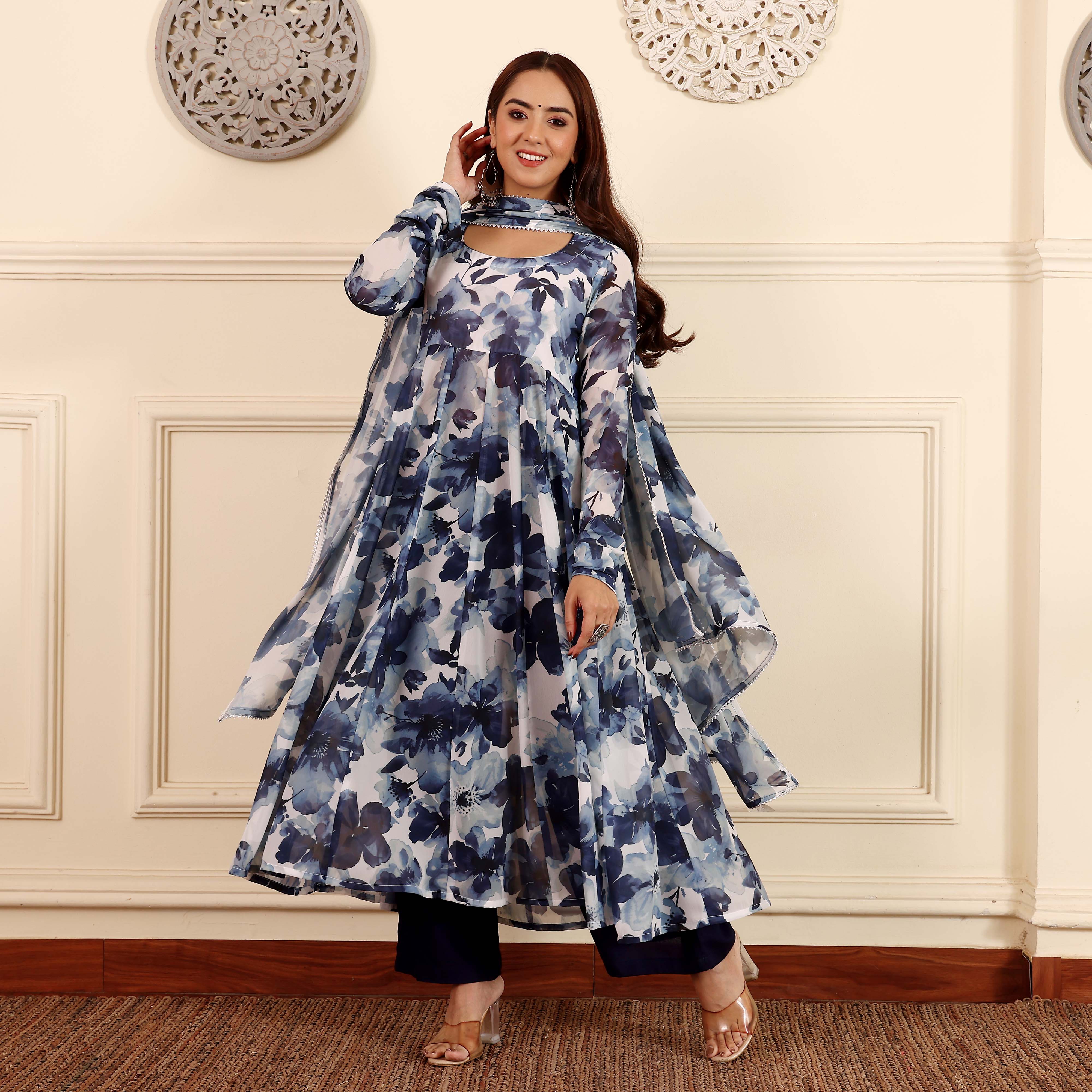 Yaanvi Georgette Set - Image 5