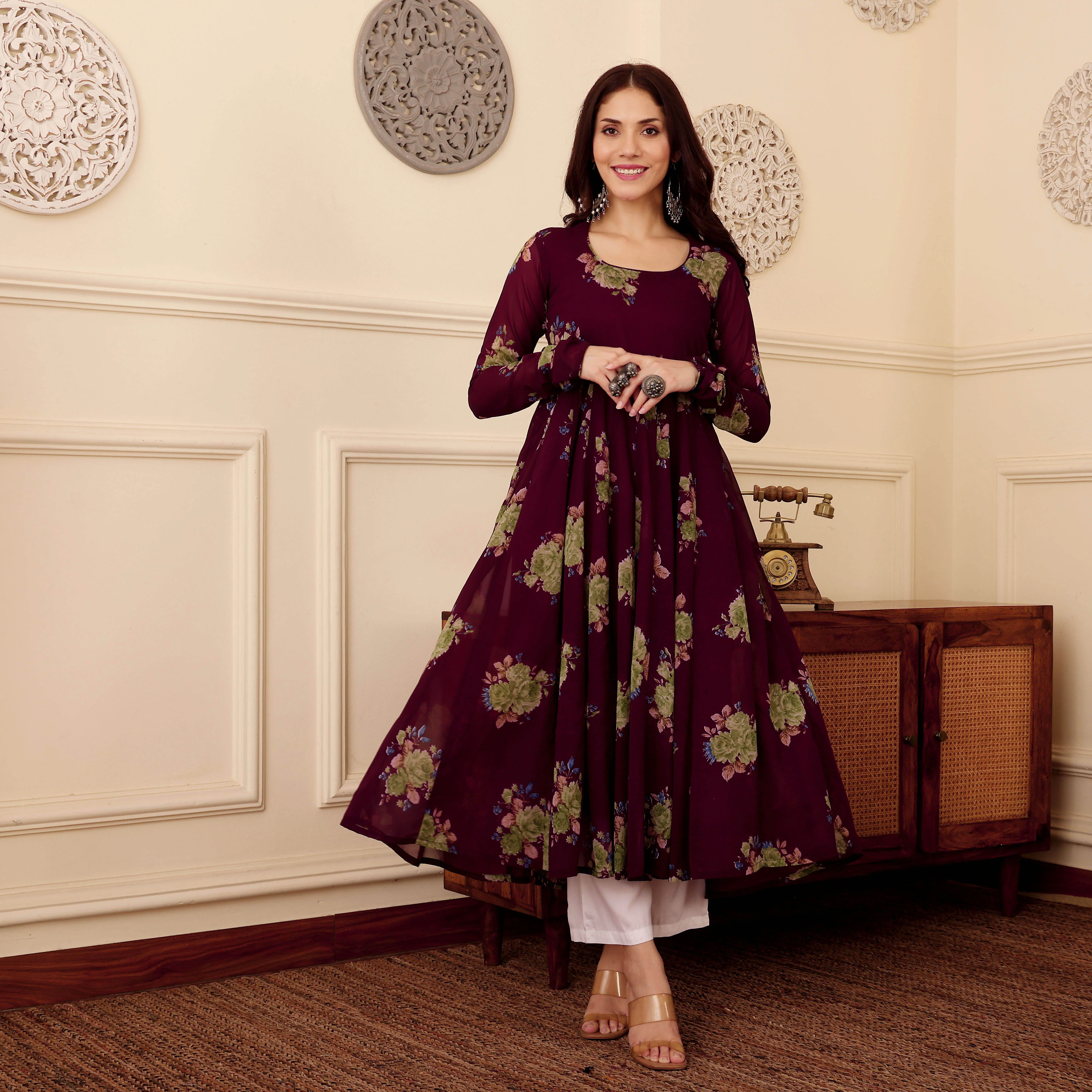 Yava Georgette Kurta - Image 9