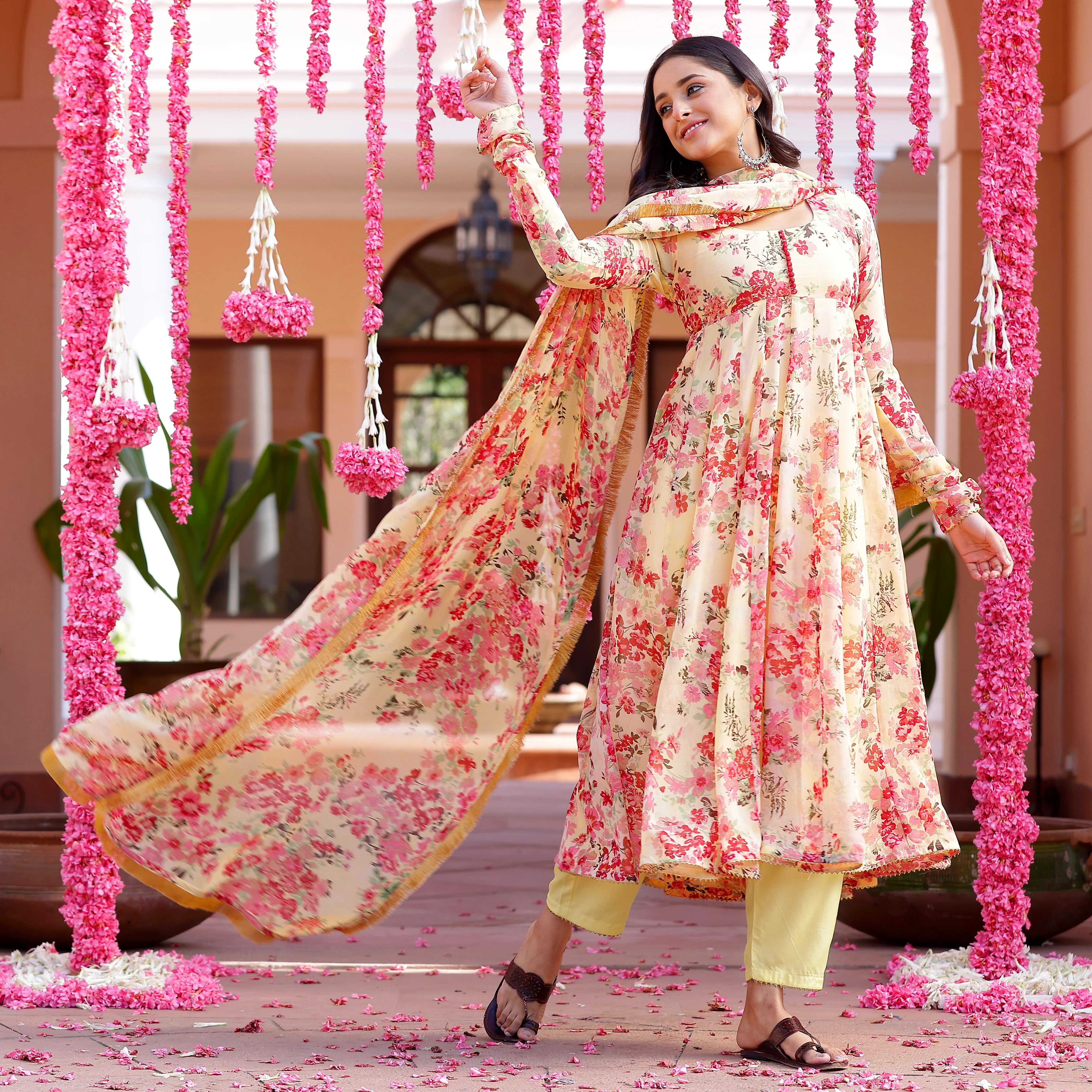 Yellow floral set - Image 3