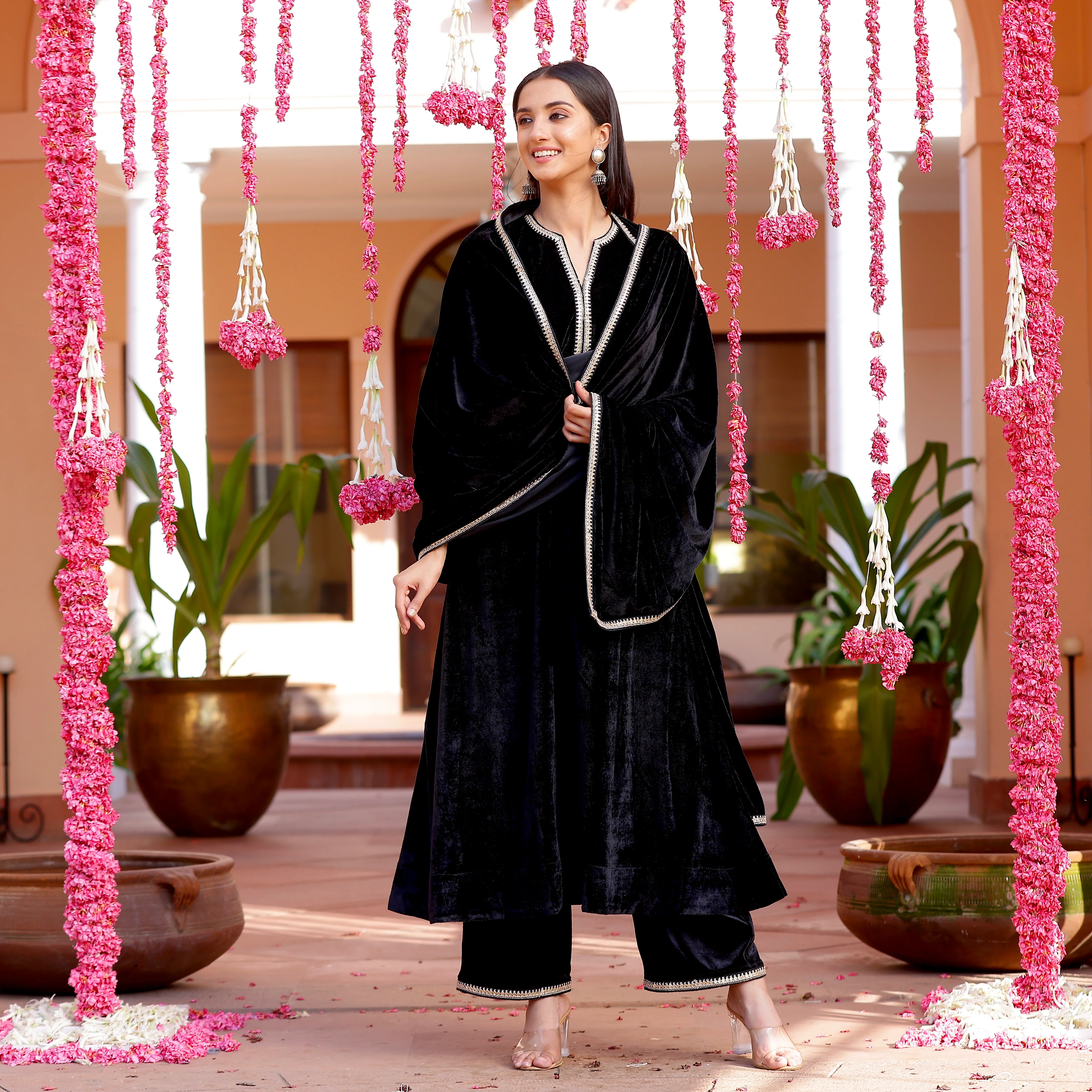 Zarah velvet set - Image 4