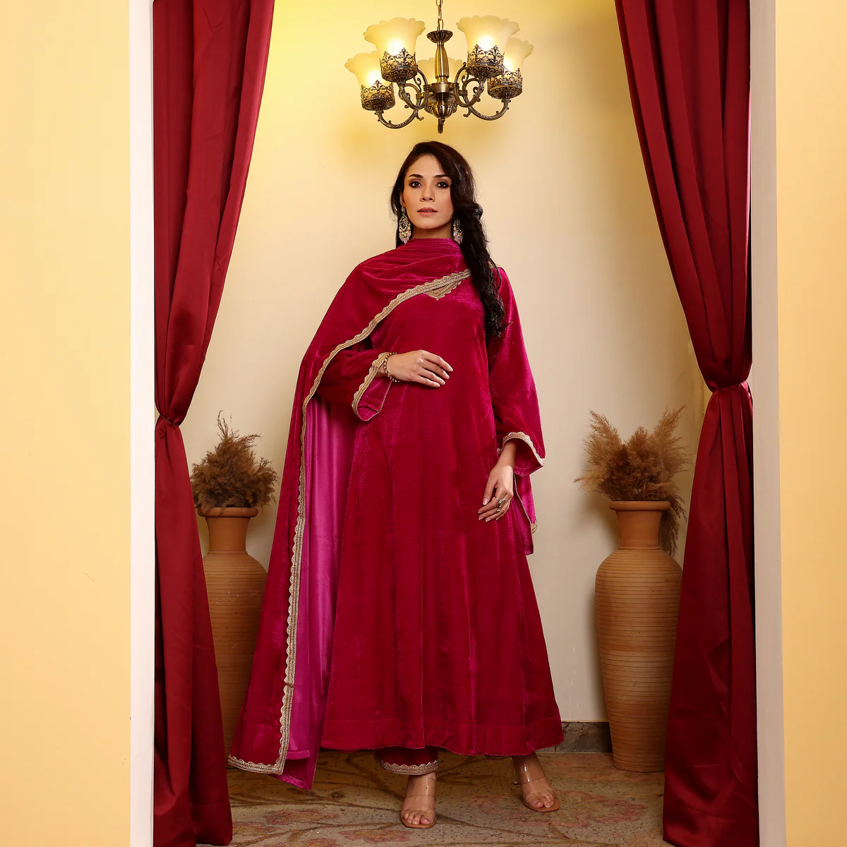Zarin Velvet Set - Image 5