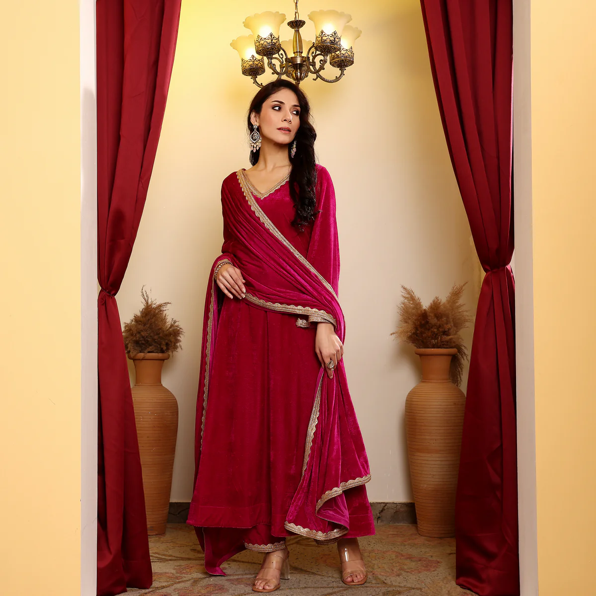 Zarin Velvet Set - Image 9