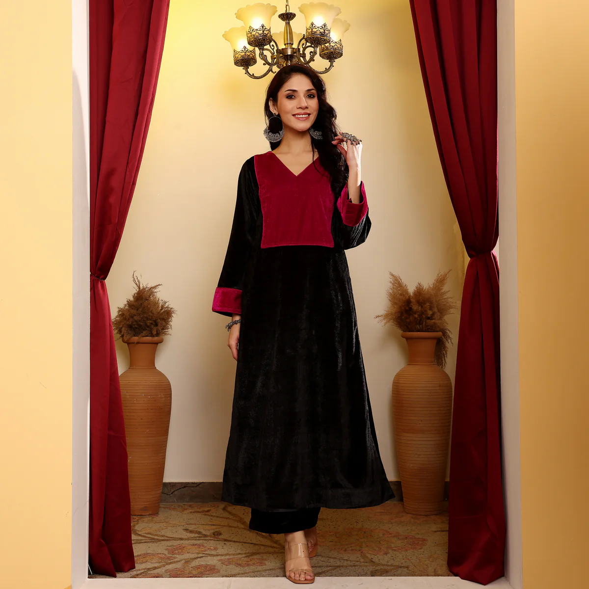 Zoha Velvet Set - Image 8