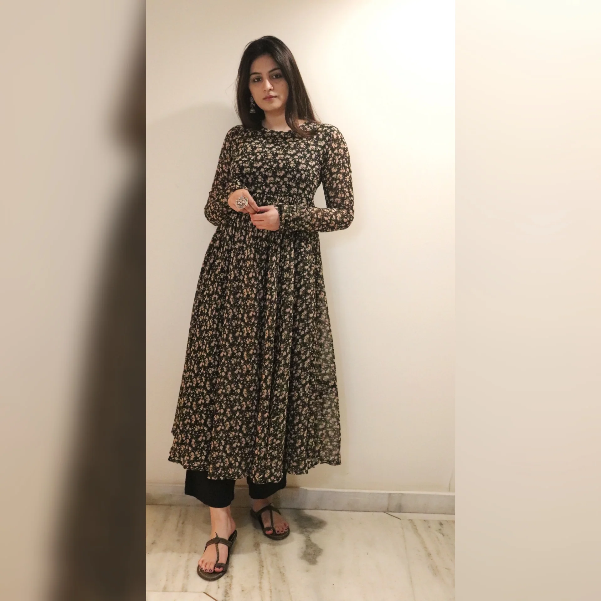 Zoya floral kameez - Image 3