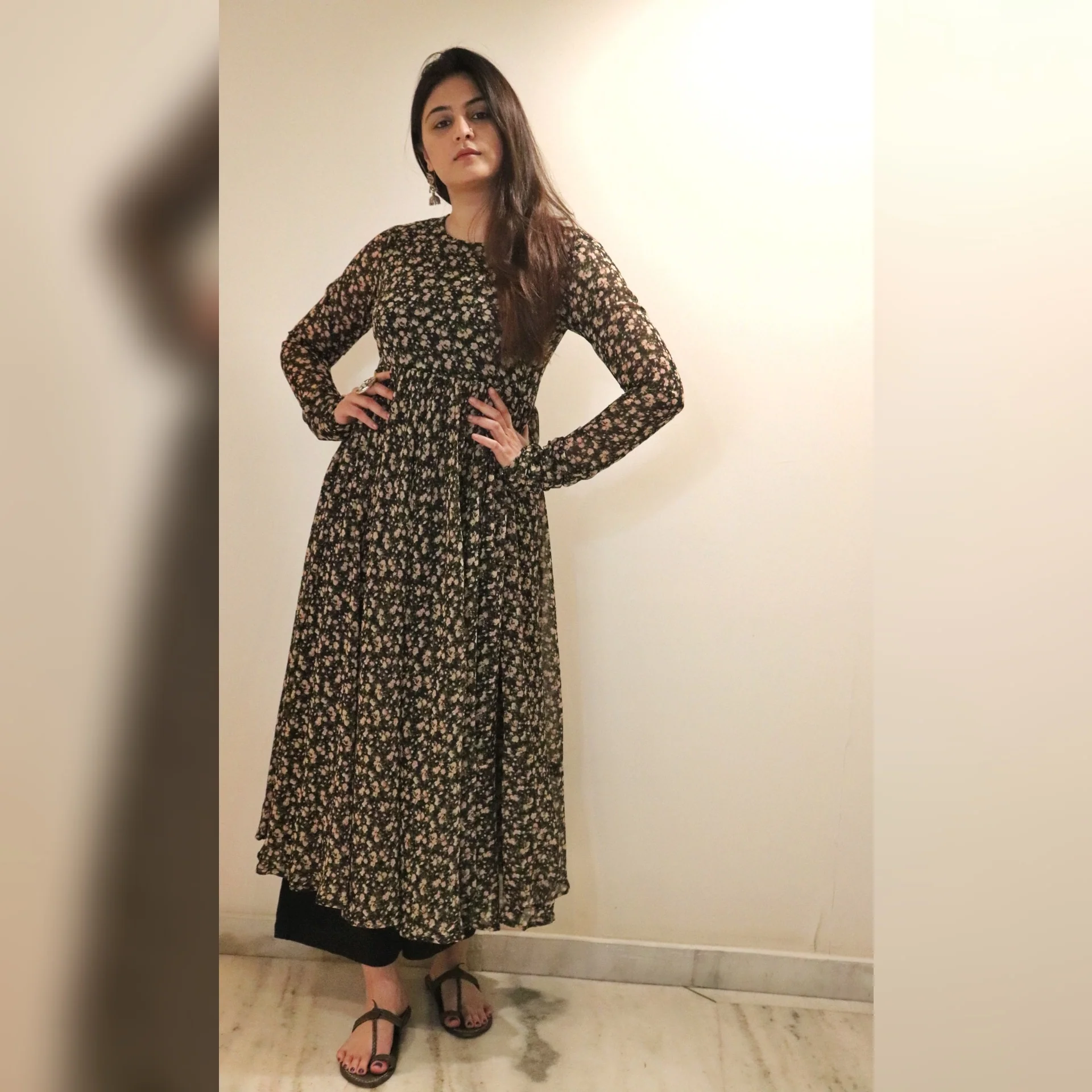 Zoya floral kameez - Image 5